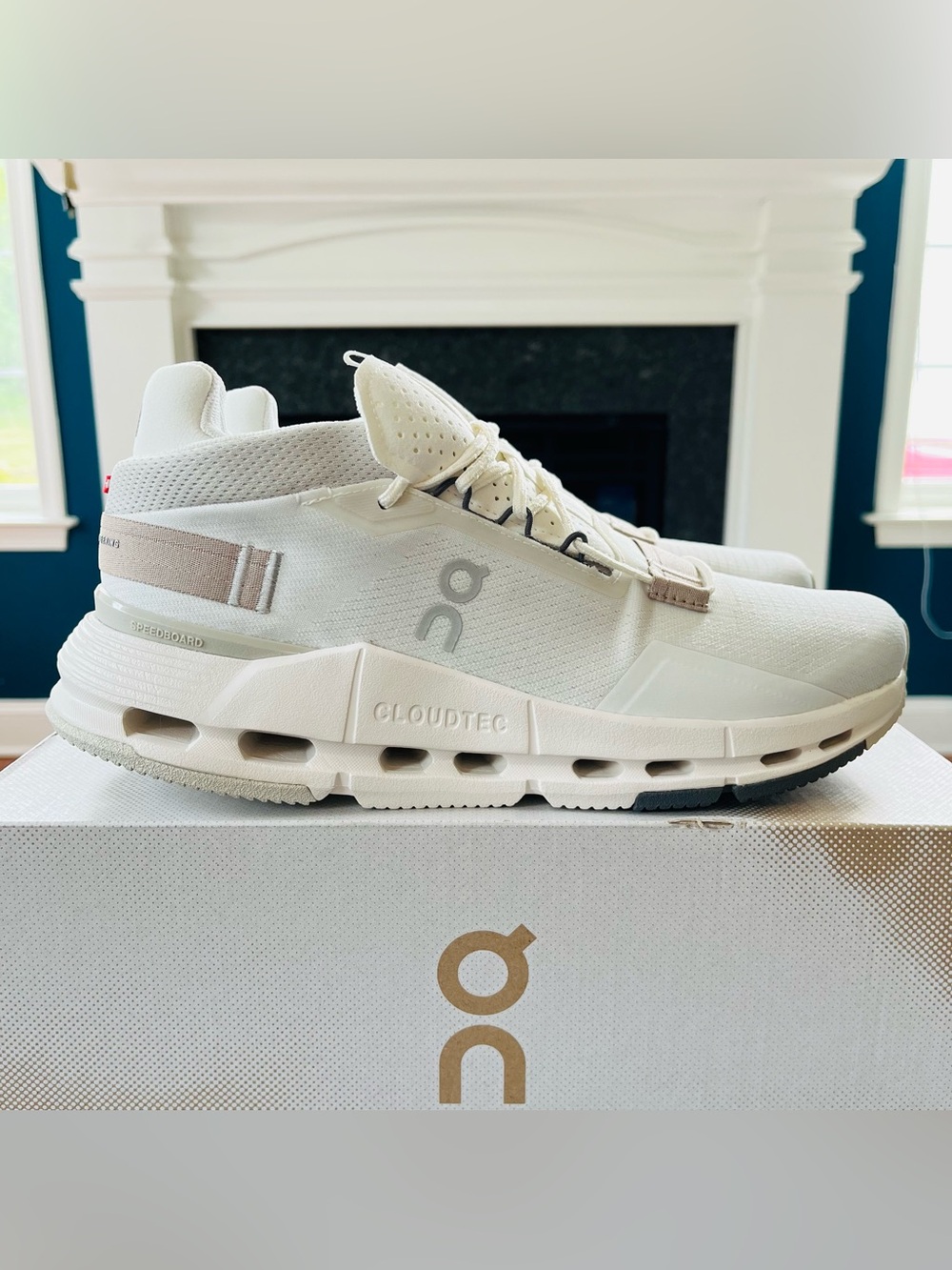 Sz 8 On Cloudnova 2 Sneakers Ice Sand (women’s 8.5)
